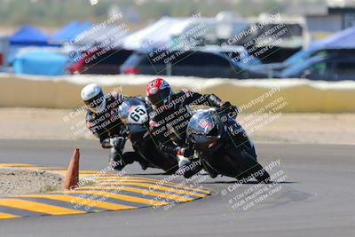 media/Oct-09-2022-SoCal Trackdays (Sun) [[95640aeeb6]]/Turn 2 (1110am)/